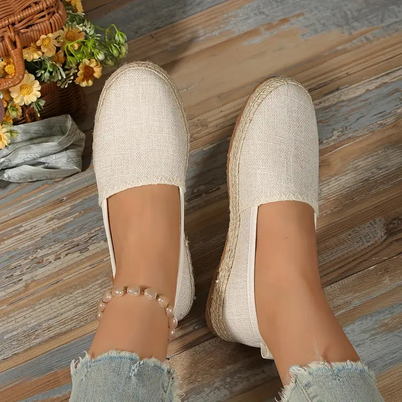 Fashionable Women's Casual Shoe