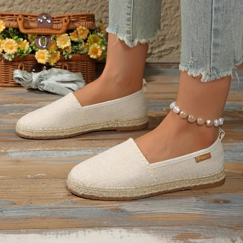 Fashionable Women's Casual Shoe